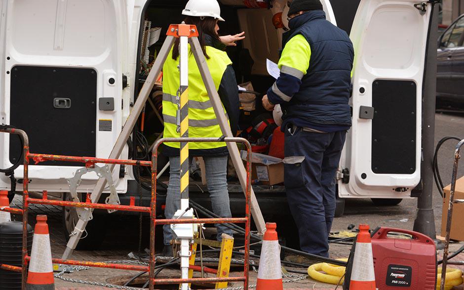 comment déboucher des toilettes avec un cintre Épinay-sur-Seine